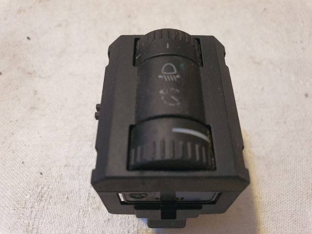 bontott SKODA OCTAVIA I Fényszórómagasság Állító Kapcsoló