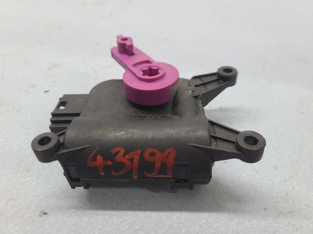 bontott SKODA OCTAVIA I Fűtés Állító Motor