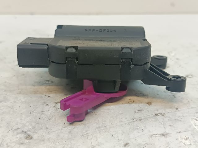 bontott SKODA OCTAVIA I Fűtés Állító Motor