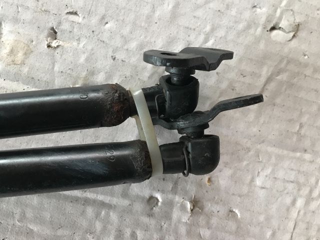 bontott SKODA OCTAVIA I Gázrugós Kitámasztó Teleszkóp Pár Csomagtérajtó