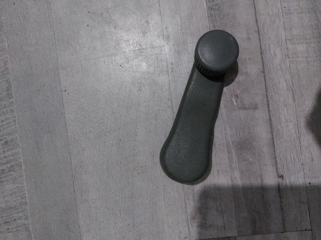 bontott SKODA OCTAVIA I Hátsó Ablaktekerő Kar