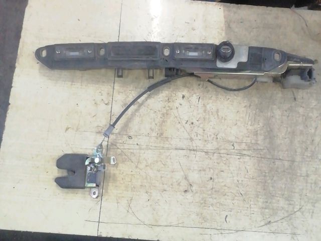 bontott SKODA OCTAVIA I Hátsó Rendszámtábla Világítás