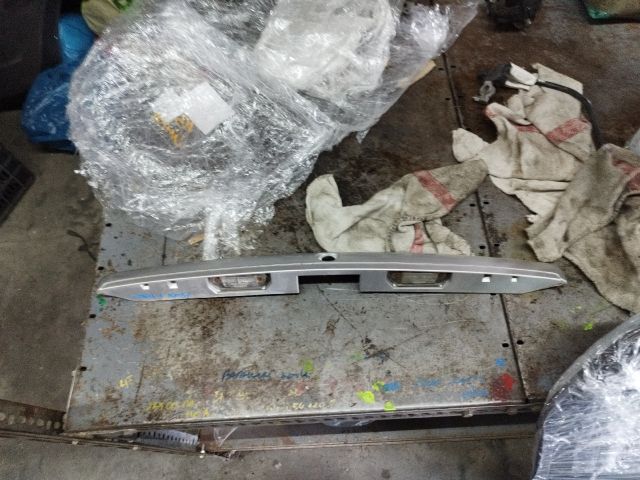 bontott SKODA OCTAVIA I Hátsó Rendszámtábla Világítás