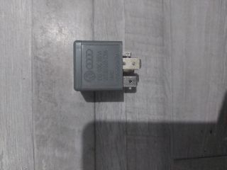 bontott SKODA OCTAVIA I Izzító Relé