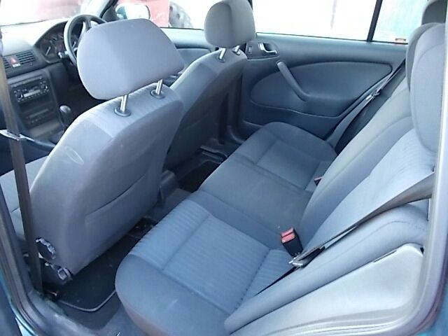 bontott SKODA OCTAVIA I Jobb A Oszlop Burkolat