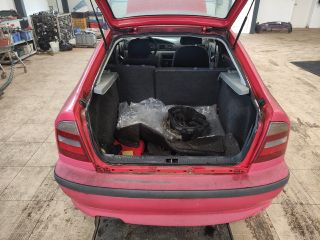 bontott SKODA OCTAVIA I Jobb C Oszlop Burkolat