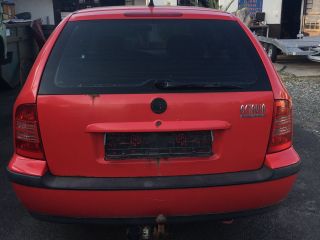 bontott SKODA OCTAVIA I Jobb C Oszlop