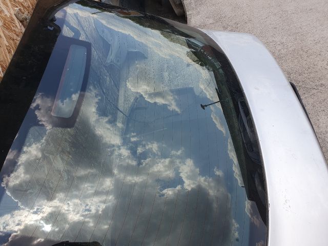 bontott SKODA OCTAVIA I Jobb Csomagtérajtó (Részeivel)