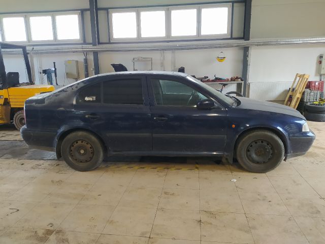 bontott SKODA OCTAVIA I Jobb első Ablakemelő Kapcsoló