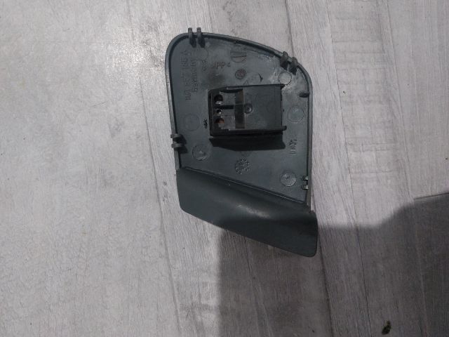 bontott SKODA OCTAVIA I Jobb első Ablakemelő Kapcsoló