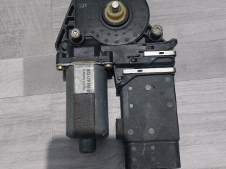 bontott SKODA OCTAVIA I Jobb első Ablakemelő Motor