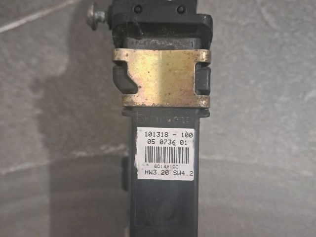 bontott SKODA OCTAVIA I Jobb első Ablakemelő Motor