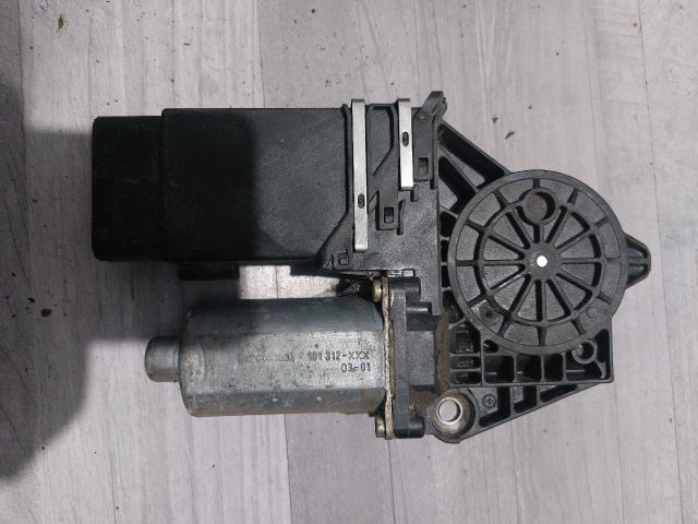 bontott SKODA OCTAVIA I Jobb első Ablakemelő Motor