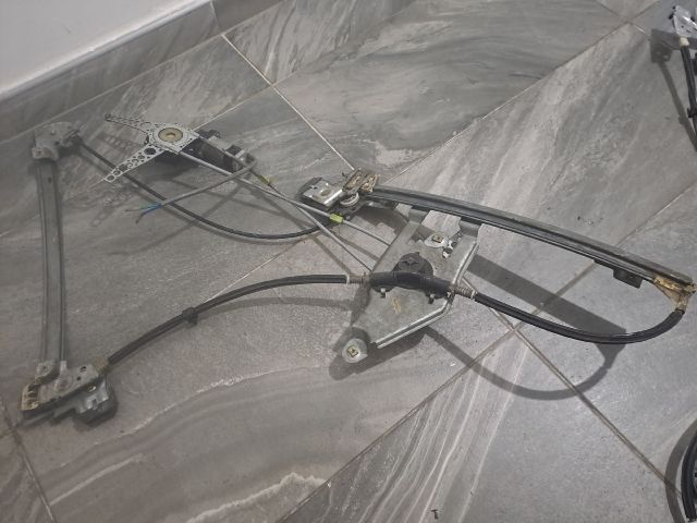 bontott SKODA OCTAVIA I Jobb első Ablakemelő Szerkezet (Mechanikus)