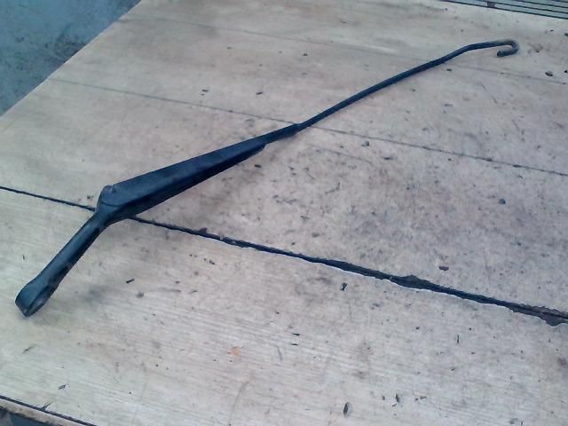 bontott SKODA OCTAVIA I Jobb első Ablaktörlő Kar