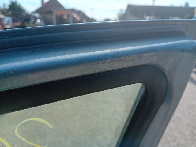 bontott SKODA OCTAVIA I Jobb első Ajtó (Részeivel)