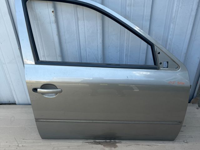 bontott SKODA OCTAVIA I Jobb első Ajtó (Üres lemez)