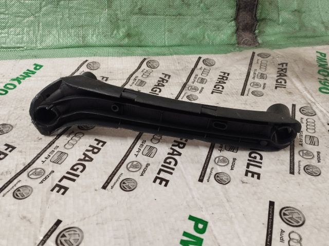 bontott SKODA OCTAVIA I Jobb első Ajtóbehúzó