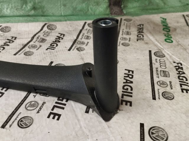 bontott SKODA OCTAVIA I Jobb első Ajtóbehúzó