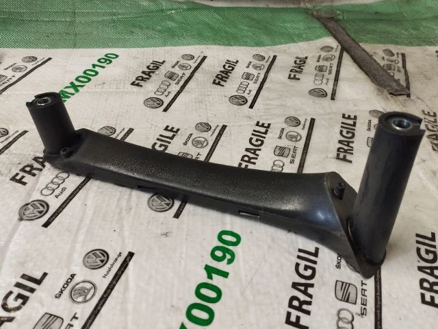 bontott SKODA OCTAVIA I Jobb első Ajtóbehúzó