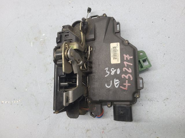 bontott SKODA OCTAVIA I Jobb első Ajtózár