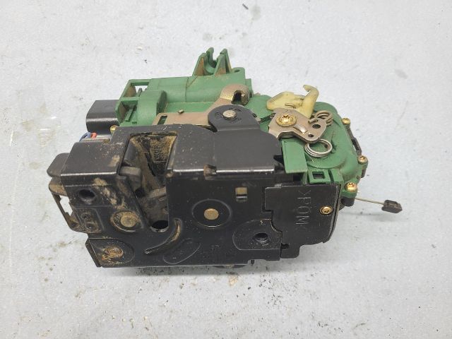 bontott SKODA OCTAVIA I Jobb első Ajtózár