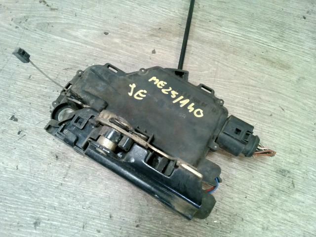 bontott SKODA OCTAVIA I Jobb első Ajtózár