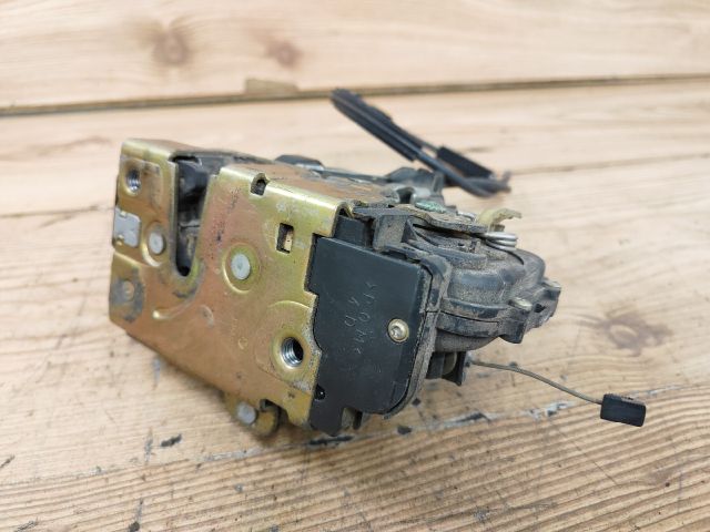 bontott SKODA OCTAVIA I Jobb első Ajtózár