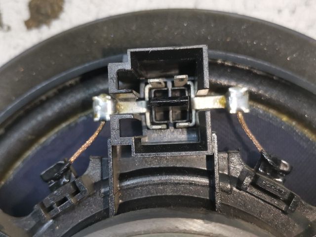 bontott SKODA OCTAVIA I Jobb első Hangszóró