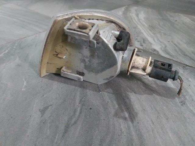 bontott SKODA OCTAVIA I Jobb első Irányjelző