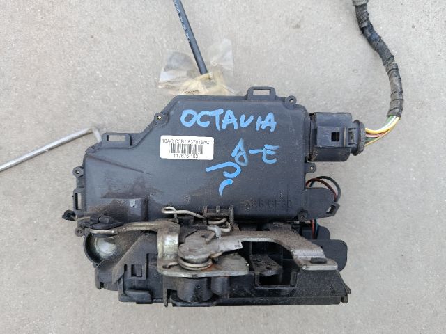 bontott SKODA OCTAVIA I Jobb első Központizár Motor