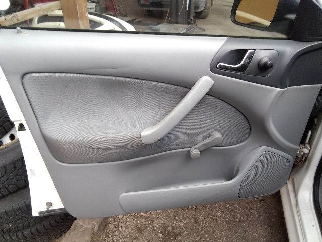 bontott SKODA OCTAVIA I Jobb első Vízlehúzó Gumicsík