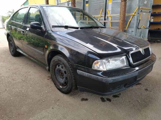 bontott SKODA OCTAVIA I Jobb első Vízlehúzó Gumicsík