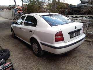 bontott SKODA OCTAVIA I Jobb első Vízlehúzó Gumicsík