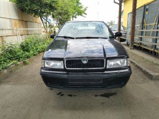 bontott SKODA OCTAVIA I Jobb első Vízlehúzó Gumicsík