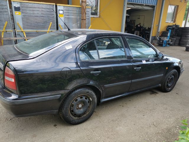 bontott SKODA OCTAVIA I Jobb első Vízlehúzó Gumicsík