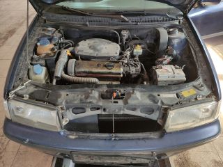 bontott SKODA OCTAVIA I Jobb első Vízlehúzó Gumicsík