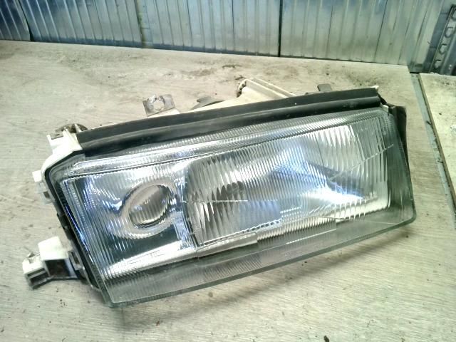 bontott SKODA OCTAVIA I Jobb Fényszóró