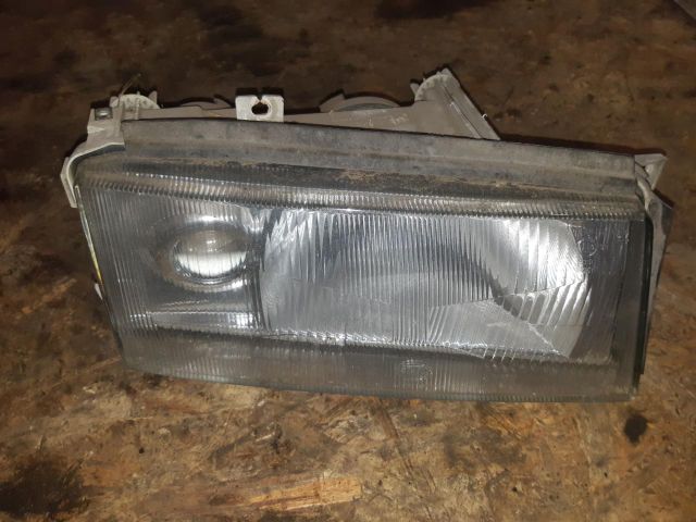 bontott SKODA OCTAVIA I Jobb Fényszóró