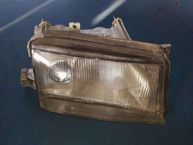 bontott SKODA OCTAVIA I Jobb Fényszóró