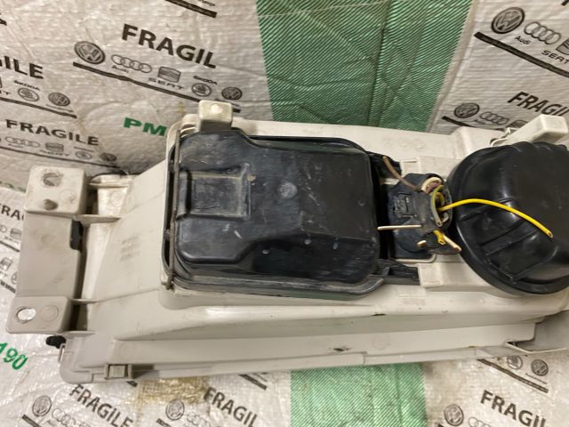 bontott SKODA OCTAVIA I Jobb Fényszóró