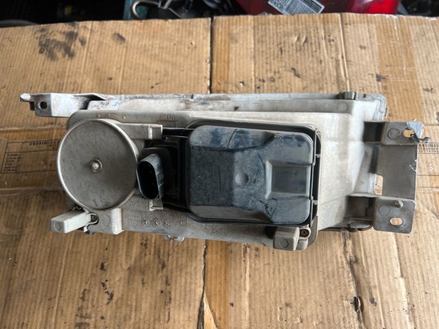 bontott SKODA OCTAVIA I Jobb Fényszóró