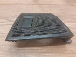 bontott SKODA OCTAVIA I Jobb hátsó Ablakemelő Kapcsoló