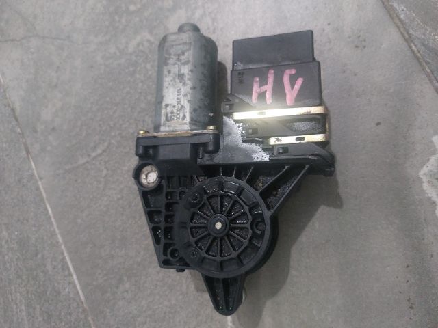 bontott SKODA OCTAVIA I Jobb hátsó Ablakemelő Motor