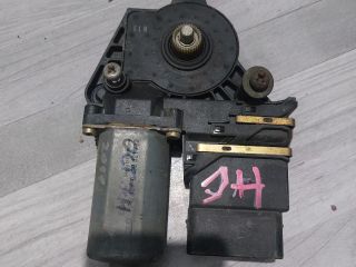 bontott SKODA OCTAVIA I Jobb hátsó Ablakemelő Motor