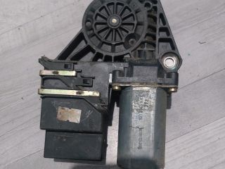 bontott SKODA OCTAVIA I Jobb hátsó Ablakemelő Motor