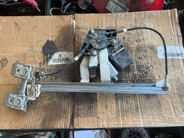 bontott SKODA OCTAVIA I Jobb hátsó Ablakemelő Szerkezet (Elektromos)