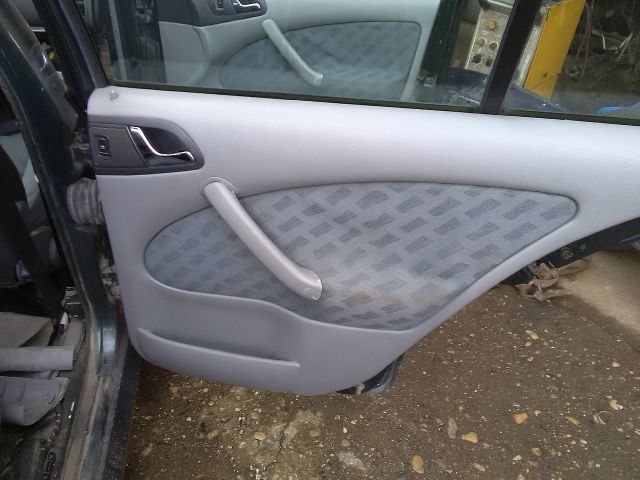 bontott SKODA OCTAVIA I Jobb hátsó Ablakemelő Szerkezet (Elektromos)