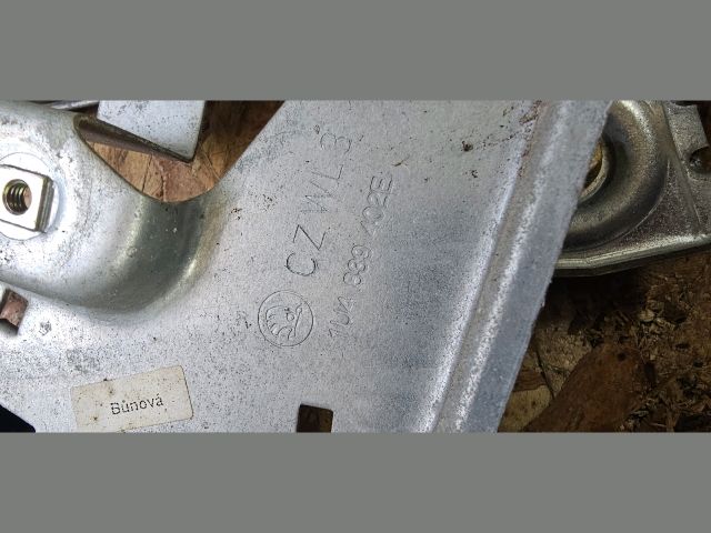 bontott SKODA OCTAVIA I Jobb hátsó Ablakemelő Szerkezet (Mechanikus)