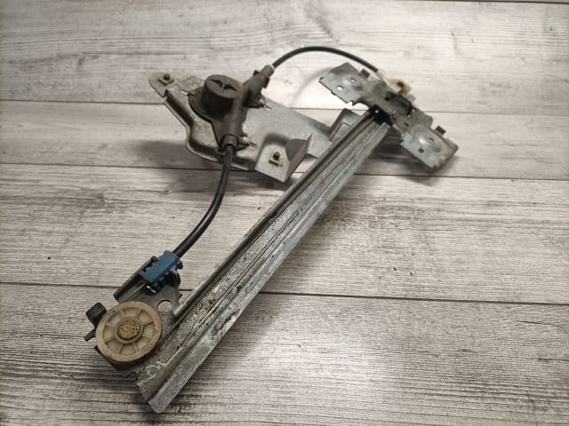 bontott SKODA OCTAVIA I Jobb hátsó Ablakemelő Szerkezet (Mechanikus)